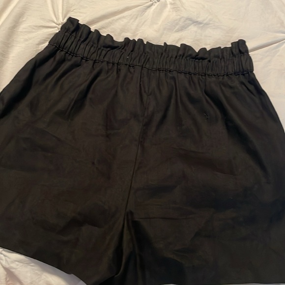 Express - size XS - black - Shortie High rise shorts - EUC - Picture 7 of 9